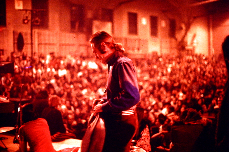 TimothyLeary-LectureTour-OnStage-SUNYAB-1969